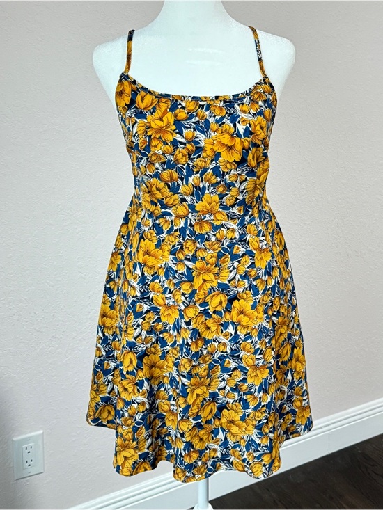 SHEIN Dresses & Skirts - SHEIN Yellow & Blue Floral backless Strappy Mini Dress size L